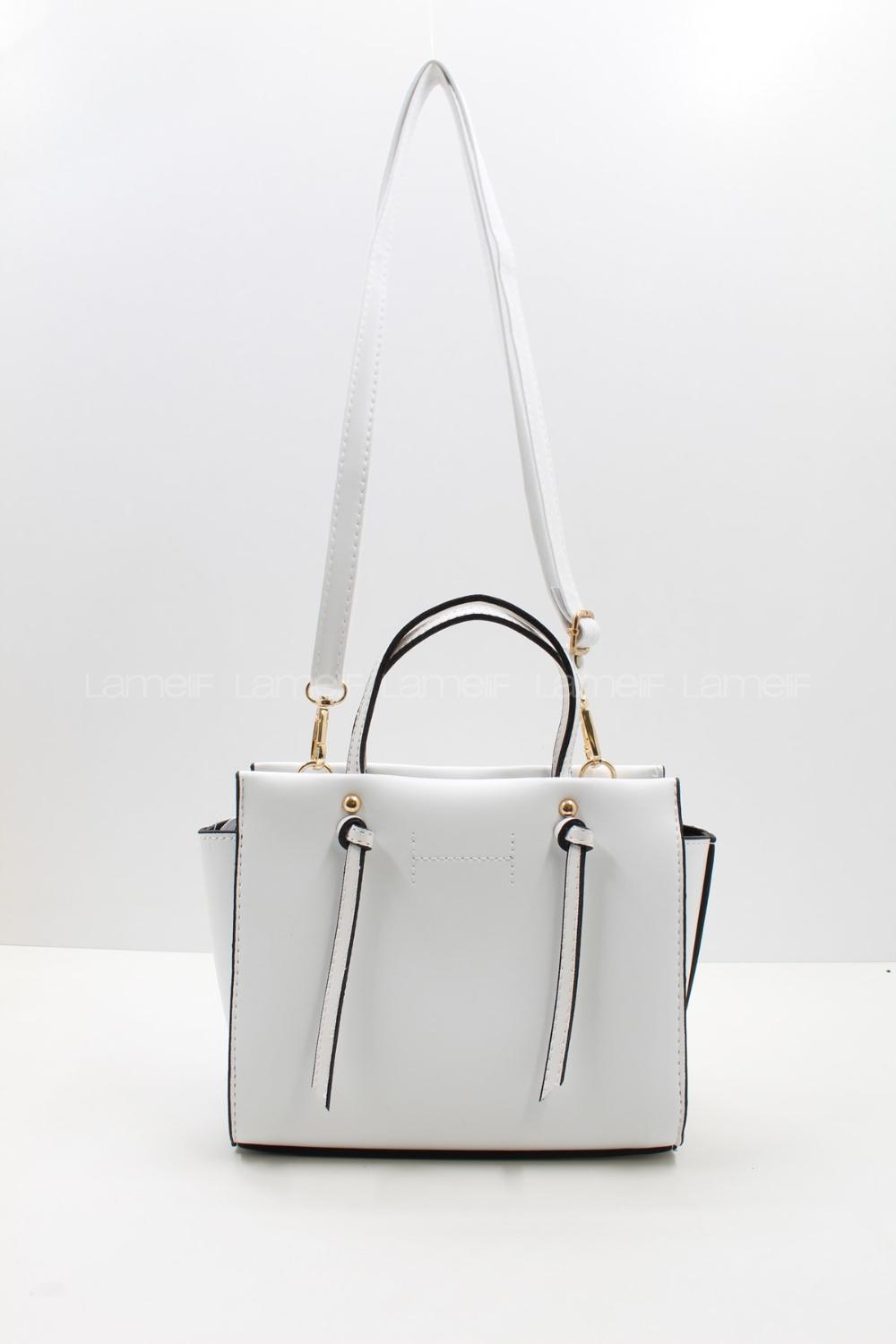 Lamelif Deri Görünümlü Püskül Detay Çanta Beyaz