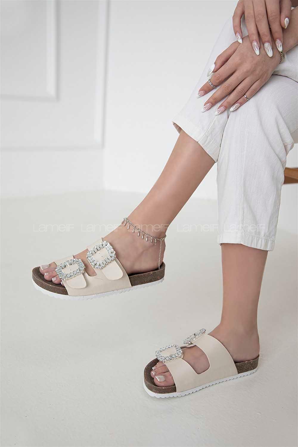 Modalamelif Volinda Kadın Taşlı Tokalı Deri Terlik Bej