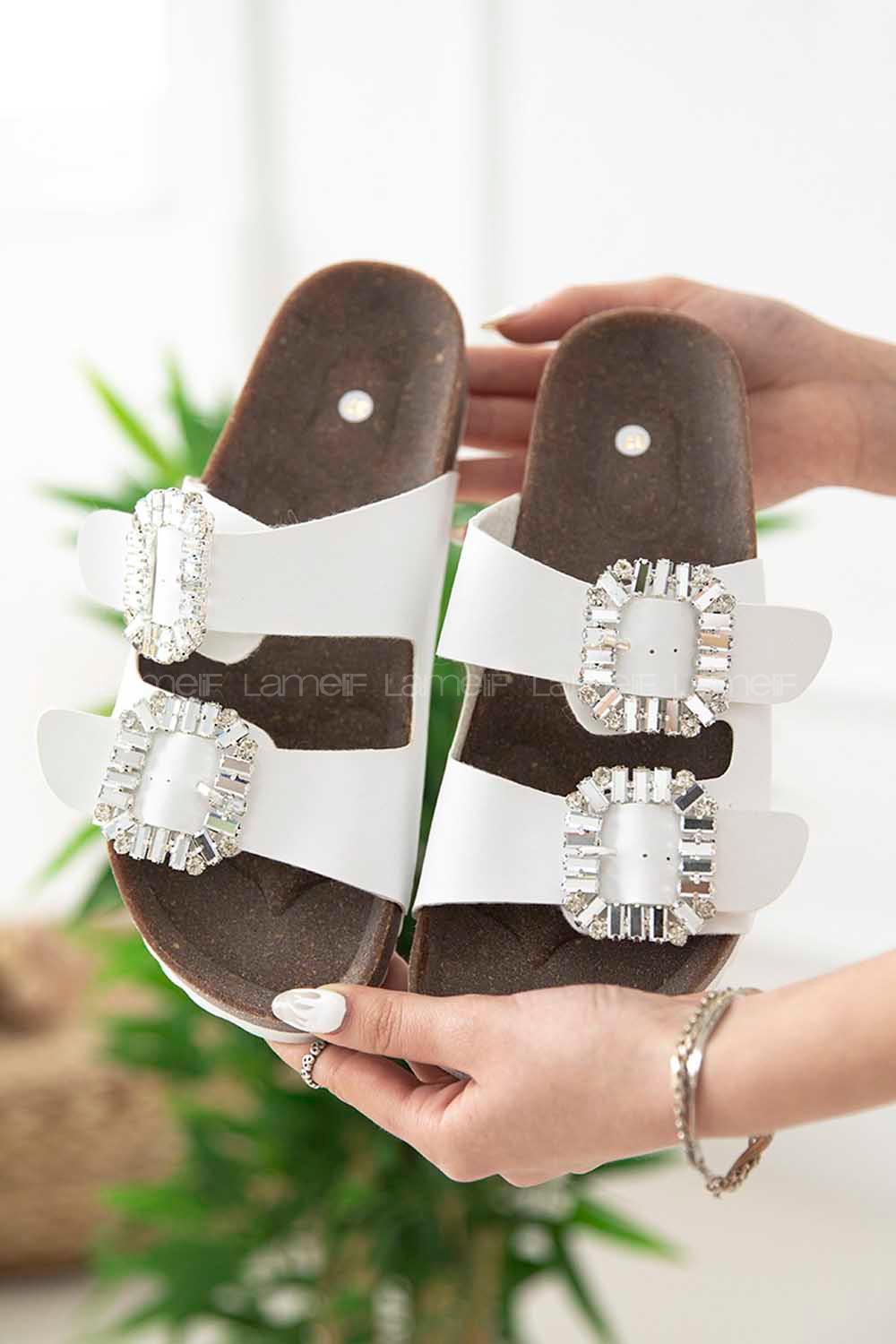 Modalamelif Volinda Kadın Taşlı Tokalı Deri Terlik Beyaz