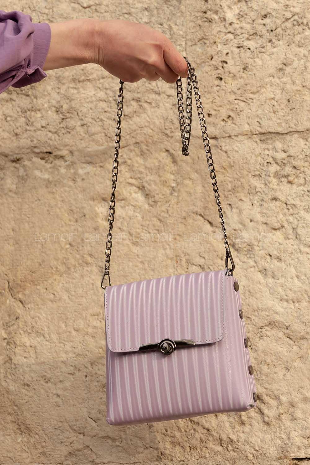 Lamelif Çizgi Geçişli Parlak Kumaş Patos Çanta Lila