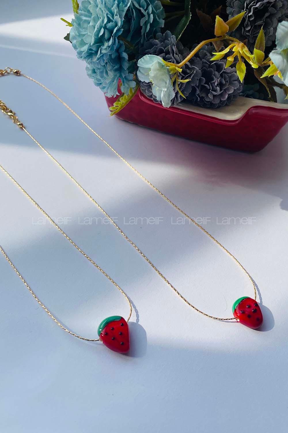 Modalamelif Murano Cam Çilek Kolye