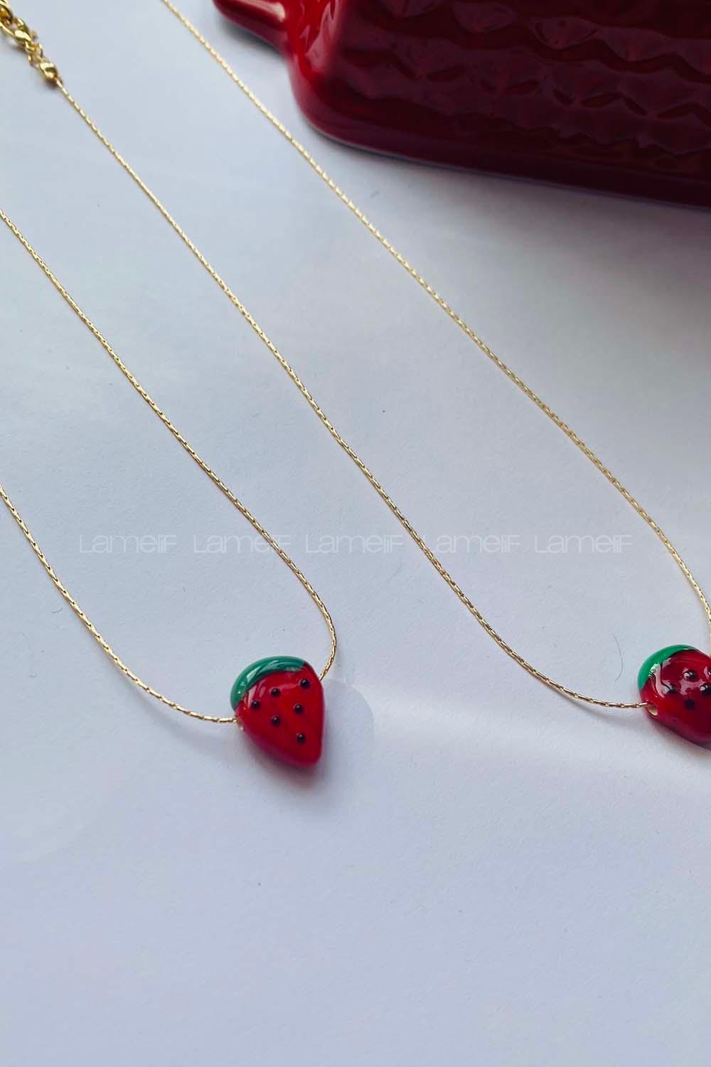 Modalamelif Murano Cam Çilek Kolye