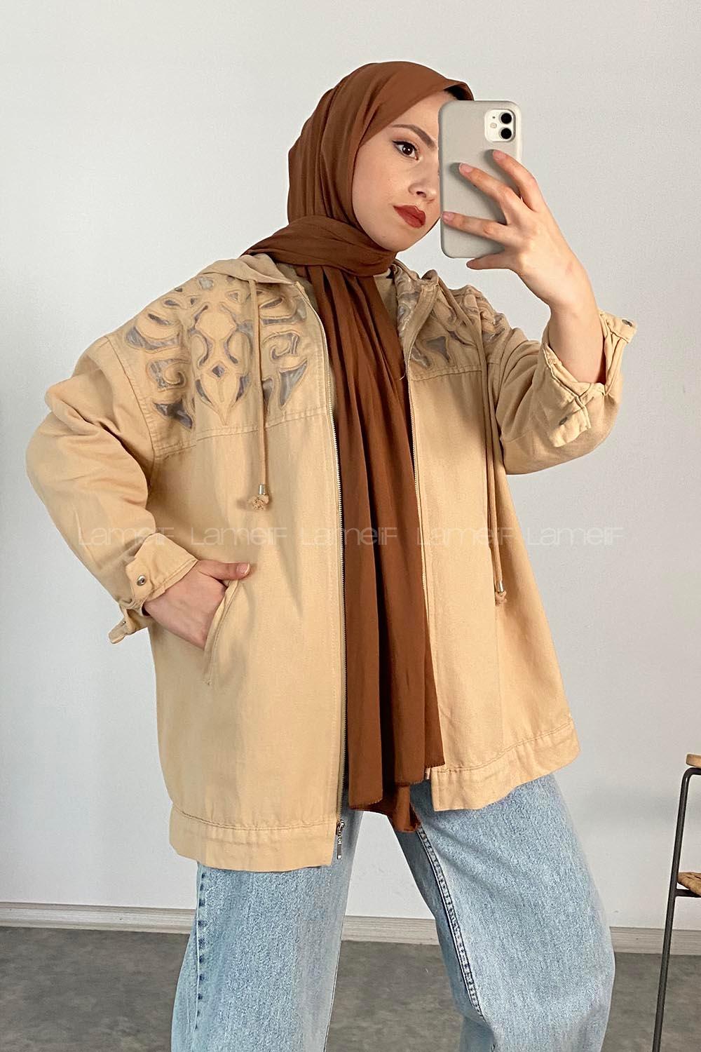 Modalamelif Nakış Detaylı Kapşonlu Gabardin Ceket Bej