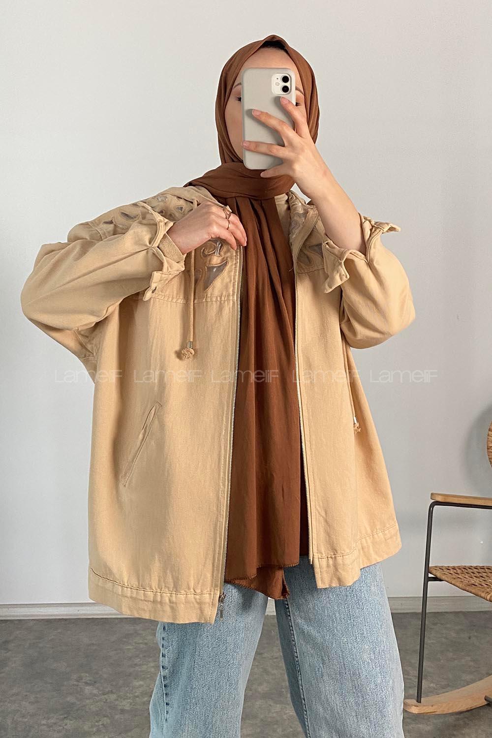 Modalamelif Nakış Detaylı Kapşonlu Gabardin Ceket Bej