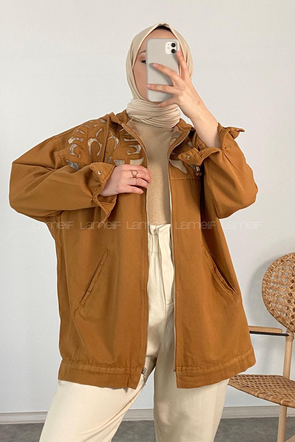 Modalamelif Nakış Detaylı Kapşonlu Gabardin Ceket Camel