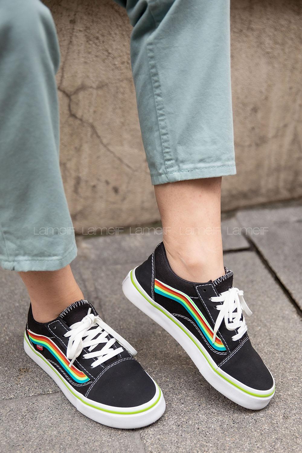 Modalamelif Renkli Kontrast Siyah Spor Ayakkabı