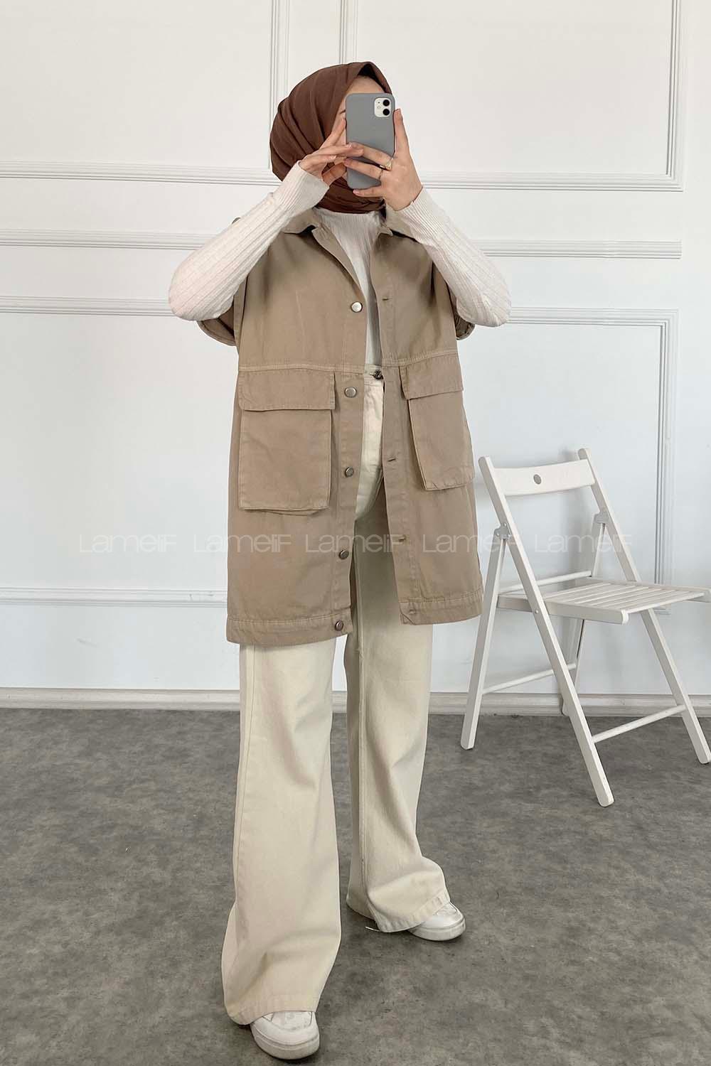 Modalamelif Kapak Cepli Metal Düğmeli Yelek Bej