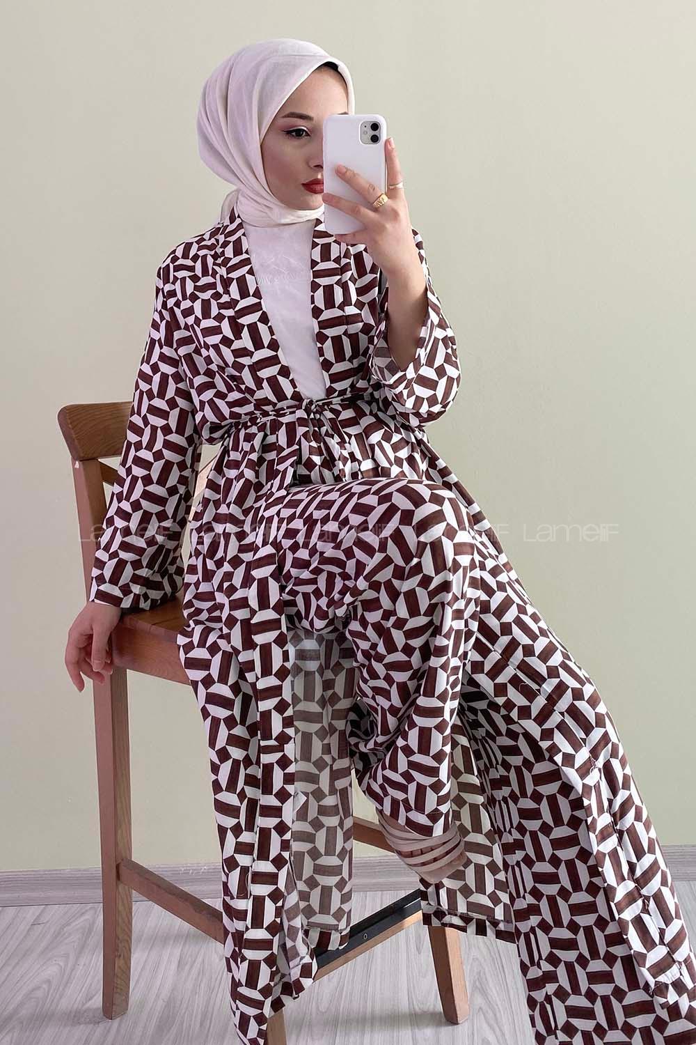 Modalamelif Beli Kuşak Bağlama Detaylı Desenli İkili Takım Kahverengi