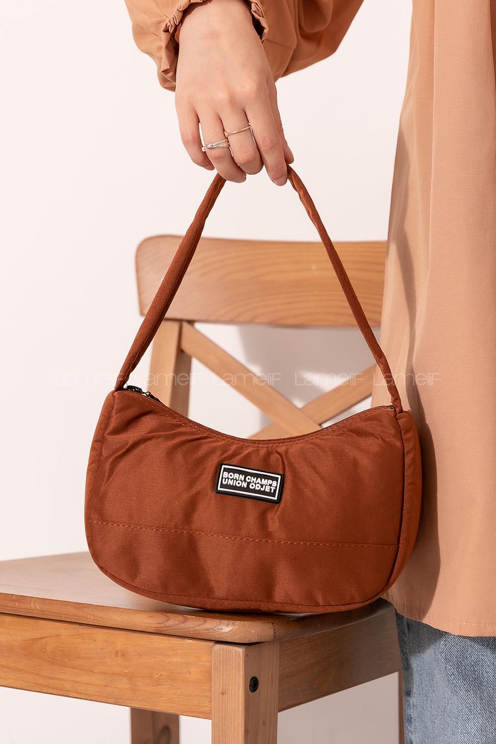 Tan Buckle Skin Hand Bag Bag