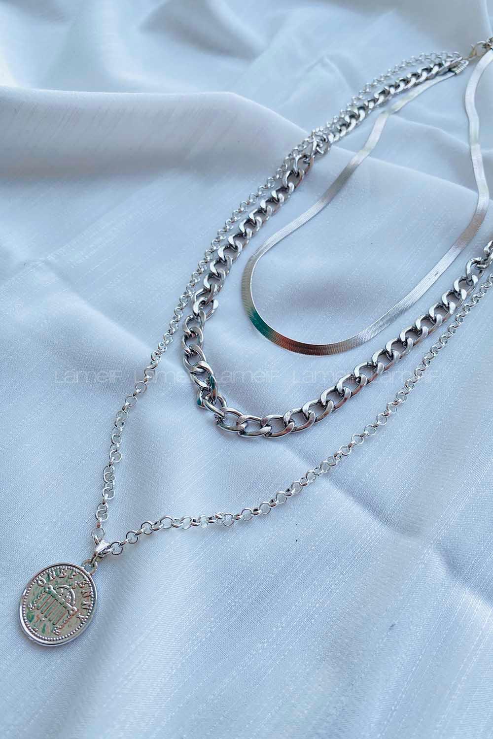 Modalamelif İtalyan Zincir 3lü Madalyon Detay Kolye