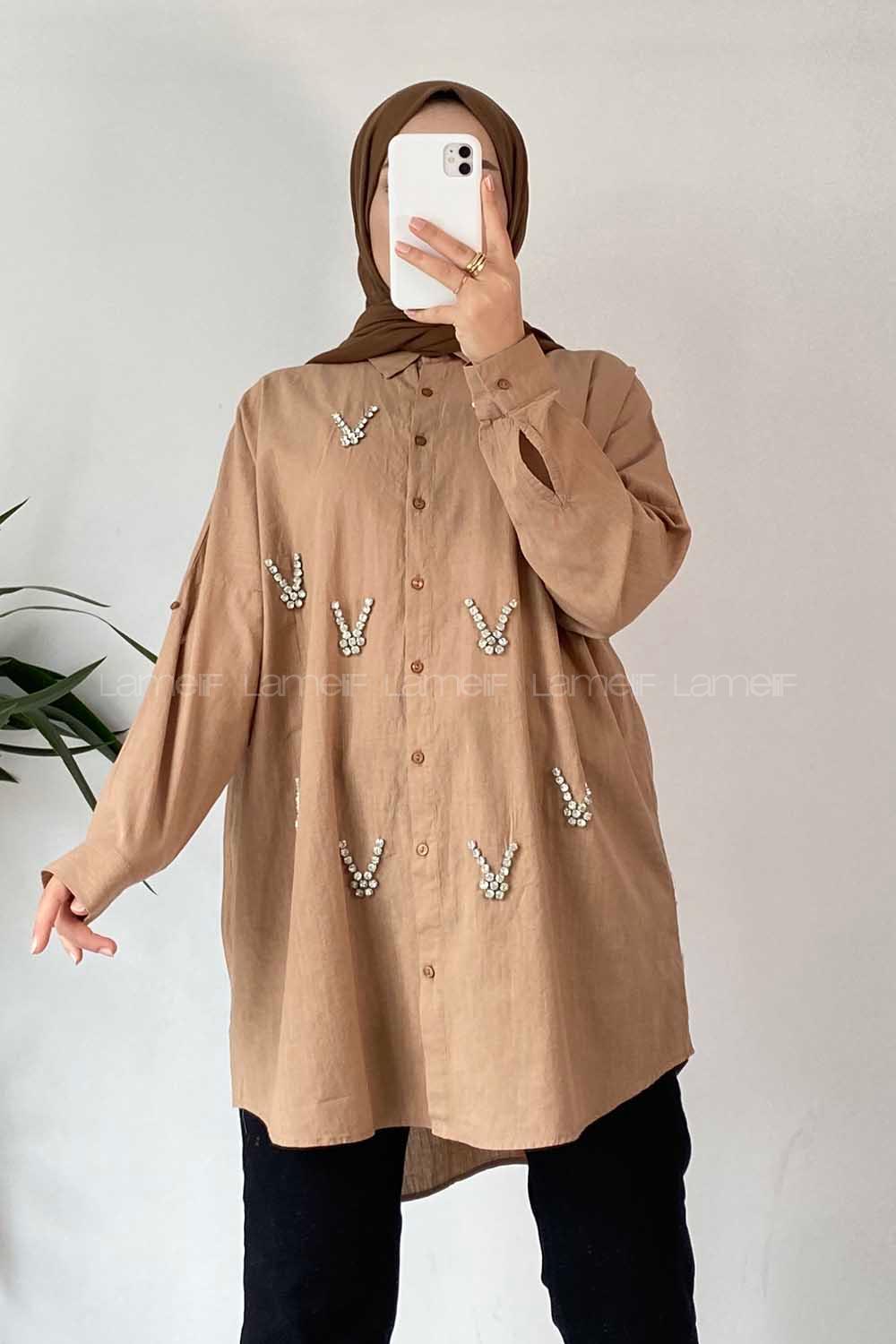 Modalamelif Önü Boydan Düğmeli Taş Detaylı Gömlek Camel