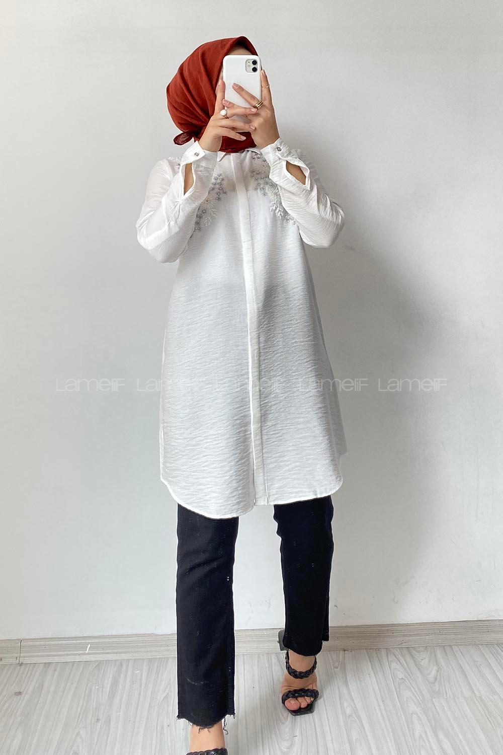 Modalamelif Önü Gizli Düğmeli Taş Motif Detaylı Gömlek Ekru