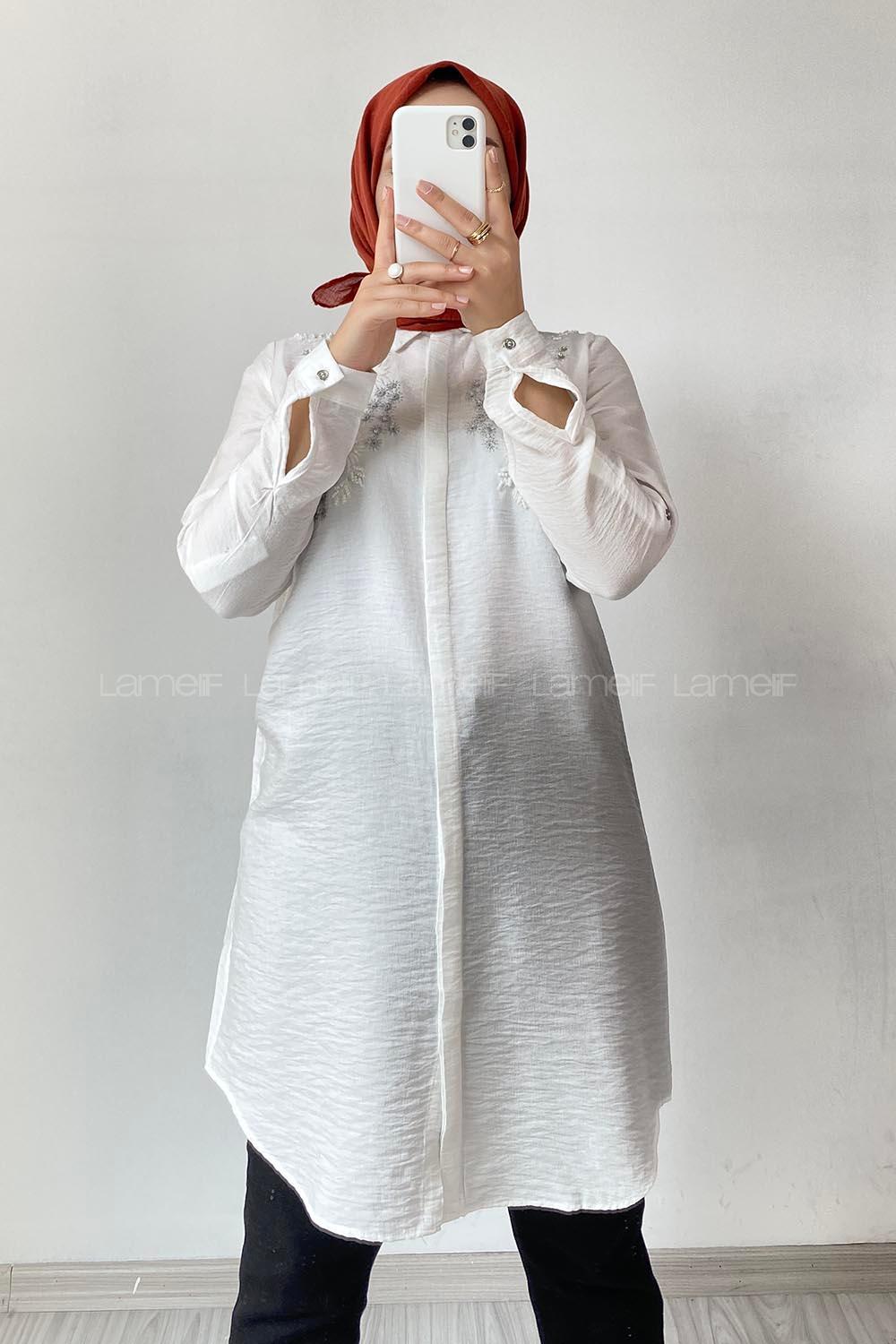 Modalamelif Önü Gizli Düğmeli Taş Motif Detaylı Gömlek Ekru