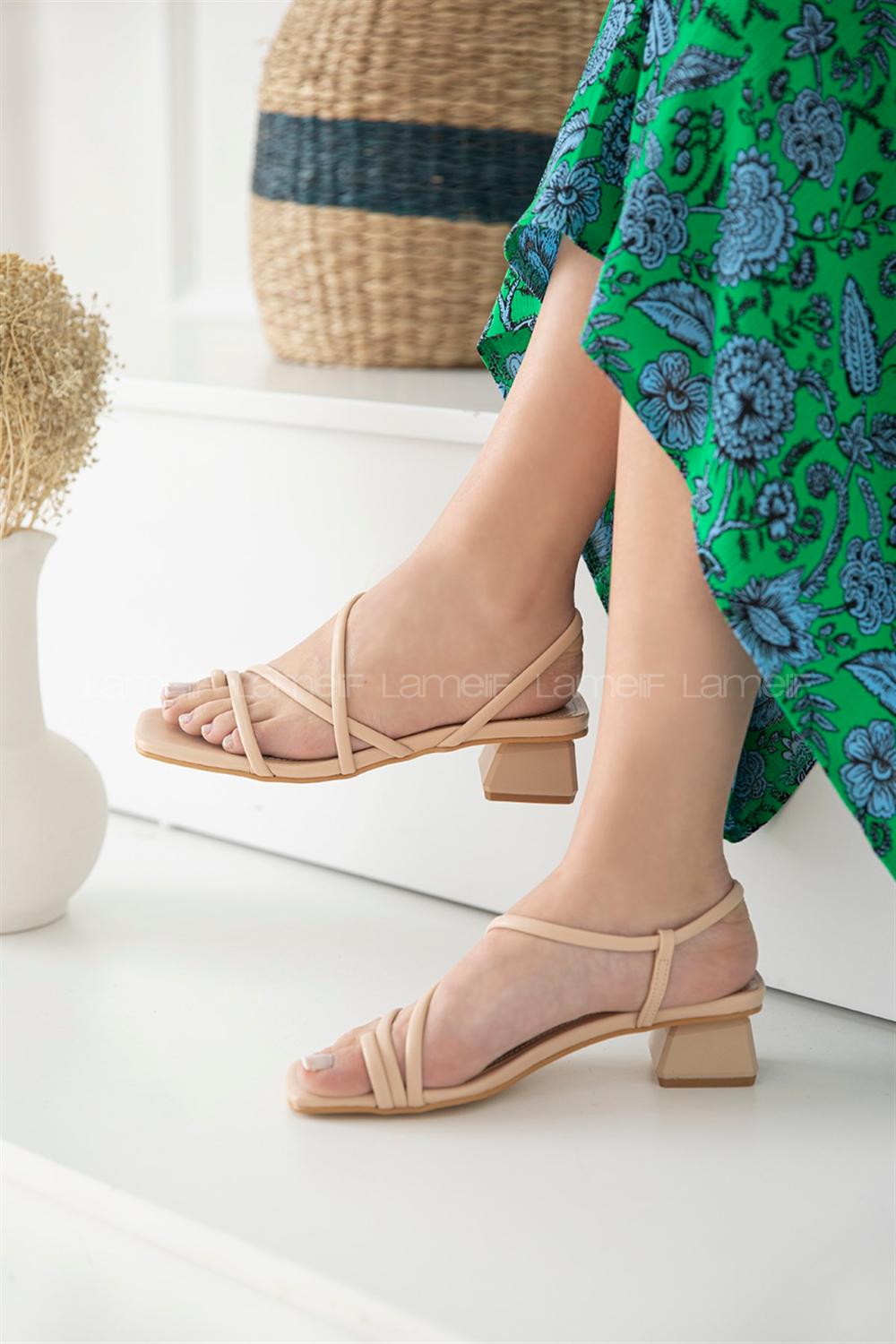 Modalamelif Topuklu Küt Burun Deri Parmak Arası Sandalet Ten Rengi