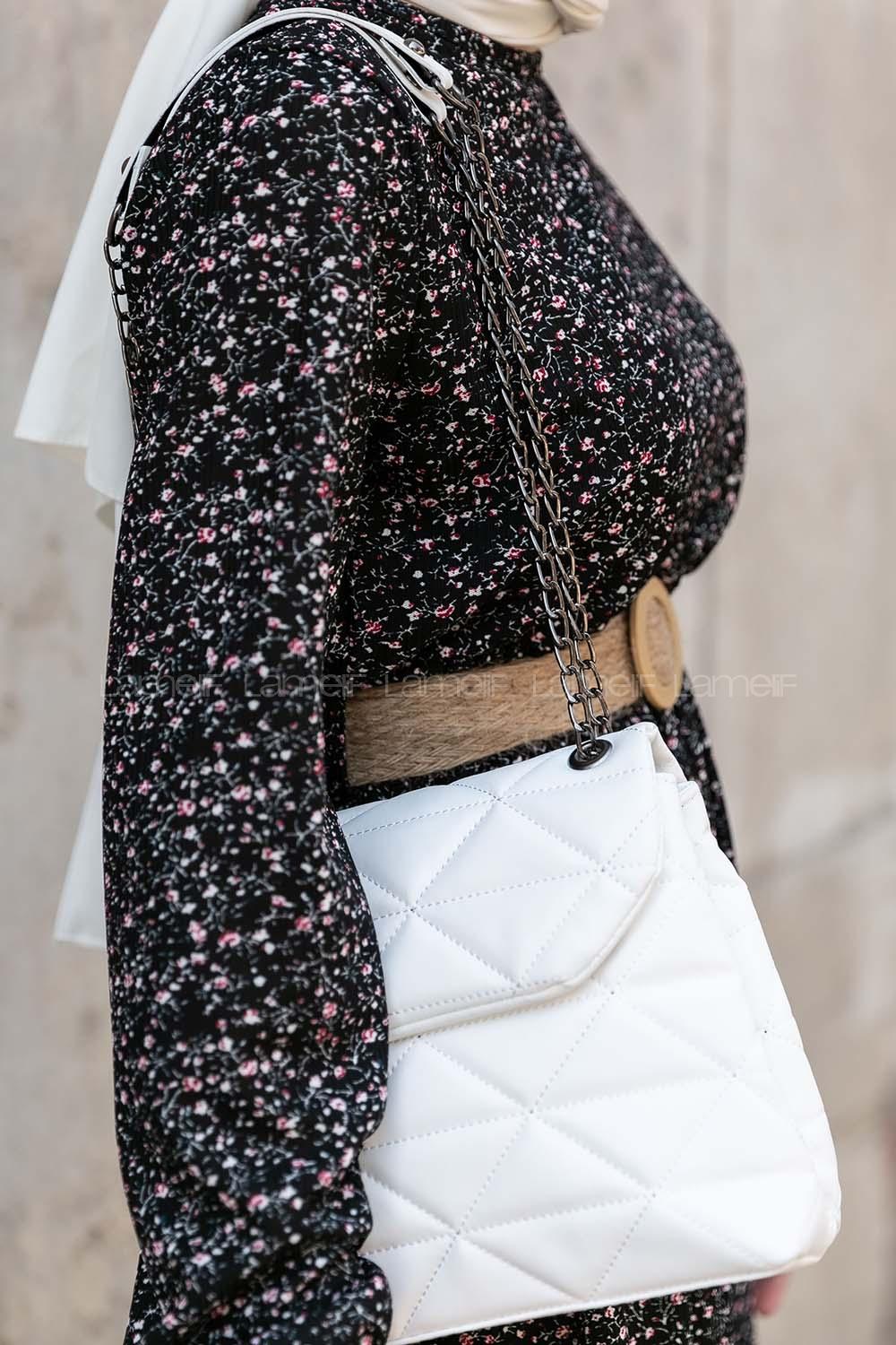 Lamelif Dikişli Pastelya Çapraz Çanta Beyaz