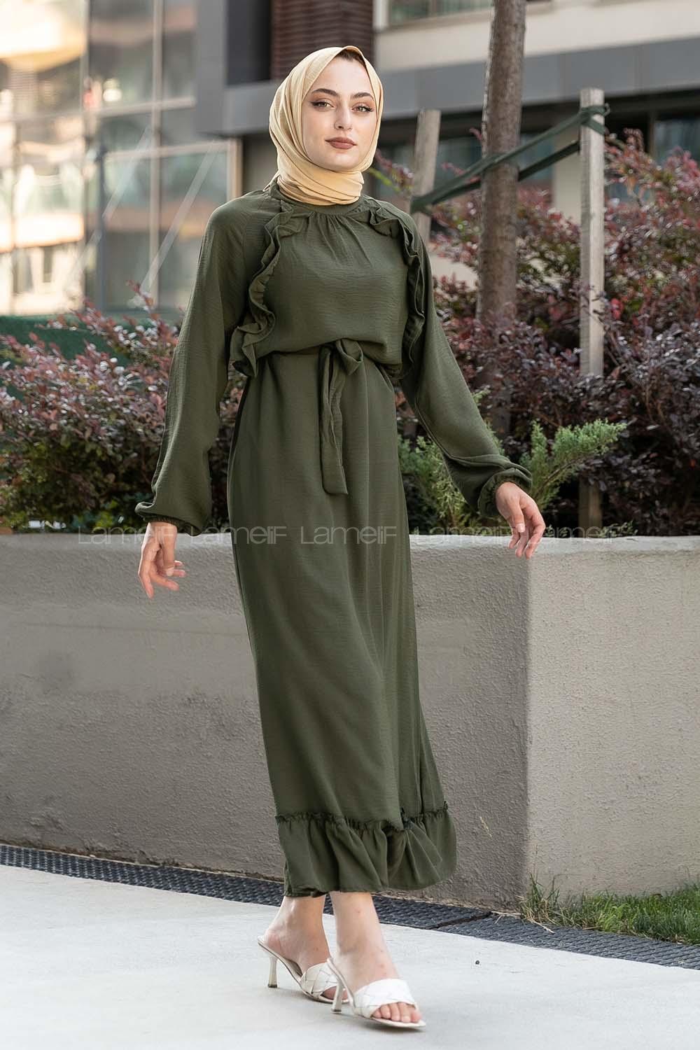 Modalamelif Ön ve Etek Fırfır Detaylı  Kuşaklı Ayrobin Elbise Haki