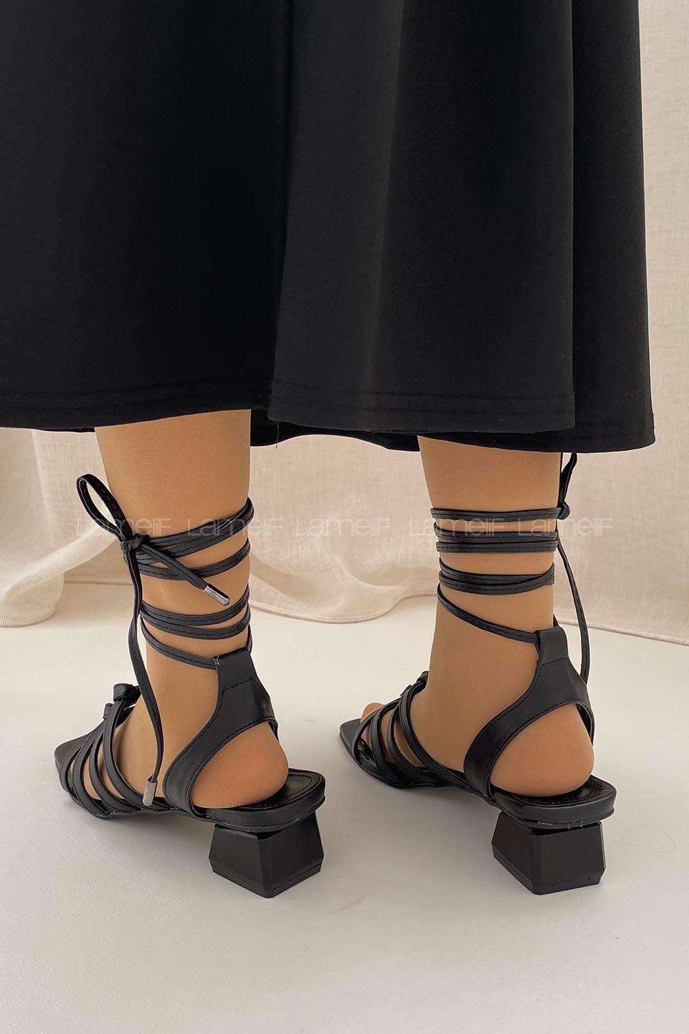 Modalamelif Kadın Topuklu Küt Burun Bilekten Bağlamalı Sandalet Siyah