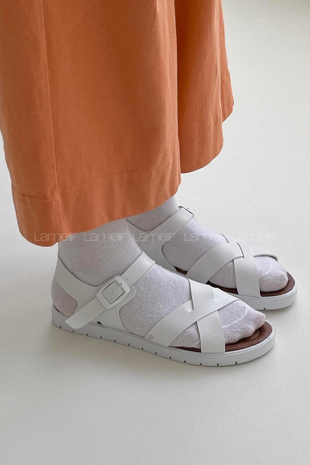 Modalamelif  Toka Kemer Model Sandalet Beyaz