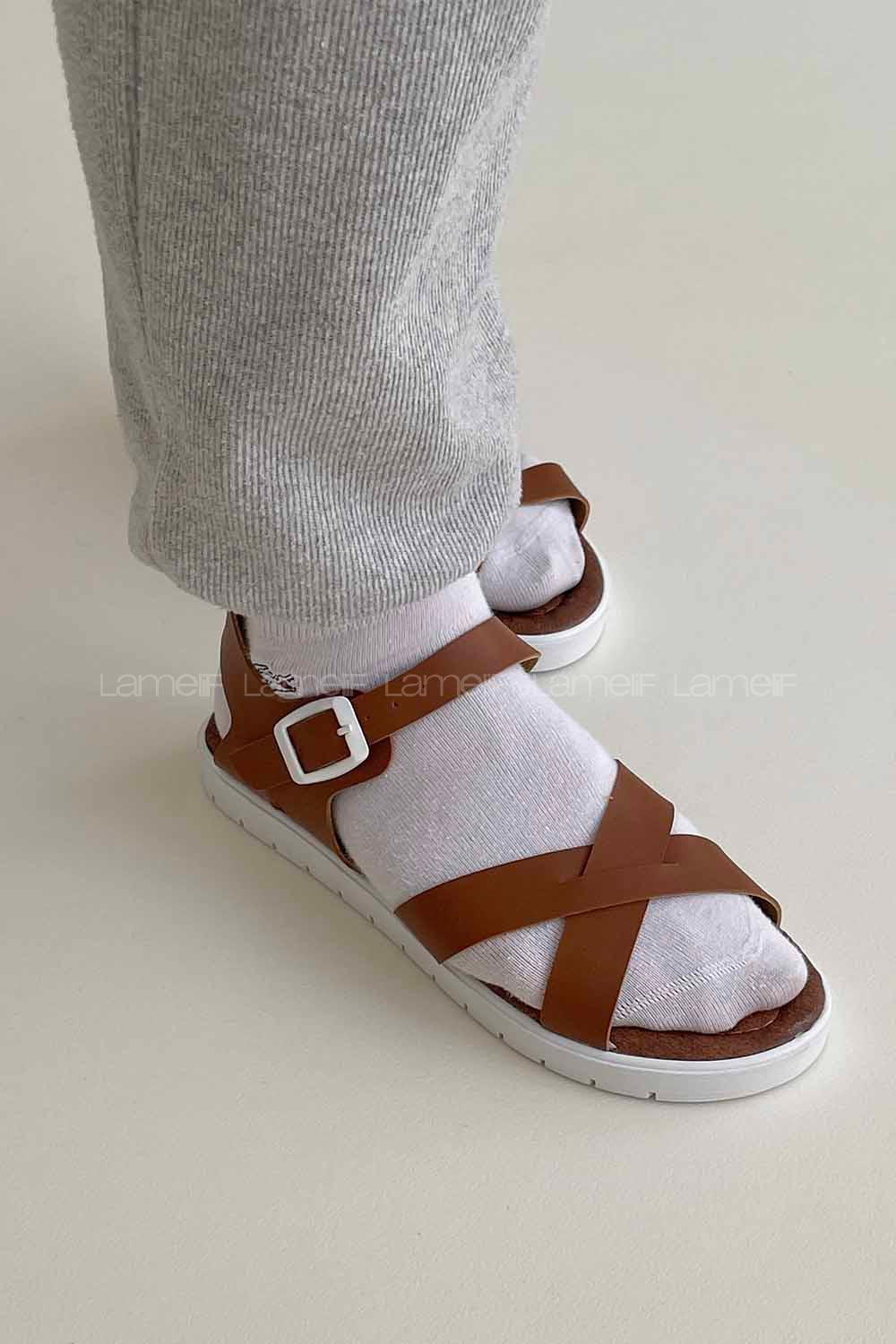 Modalamelif  Toka Kemer Model Sandalet Kahverengi