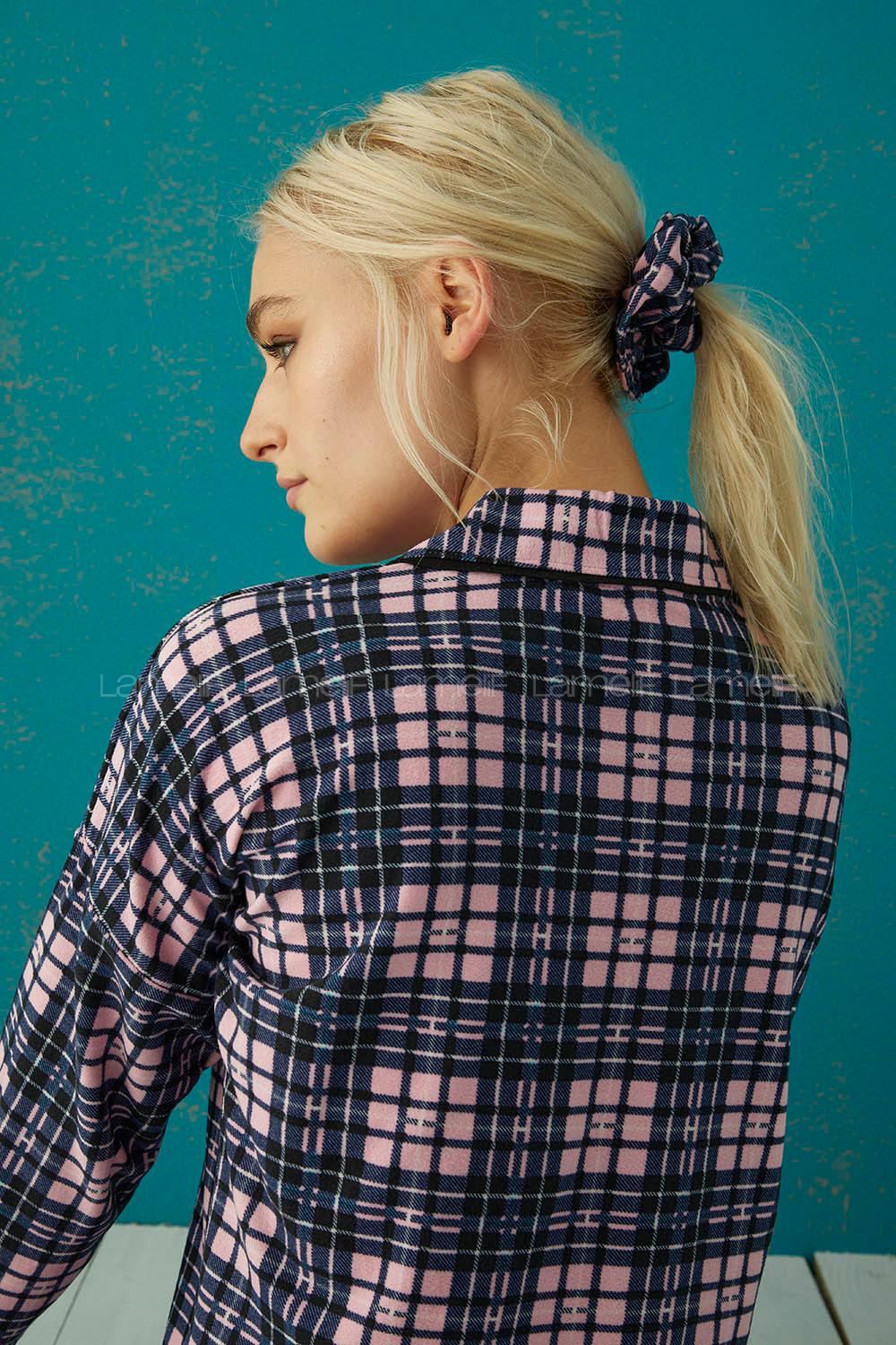 Modalamelif Petükare Desenli Süet Takım Lacivert-Pudra