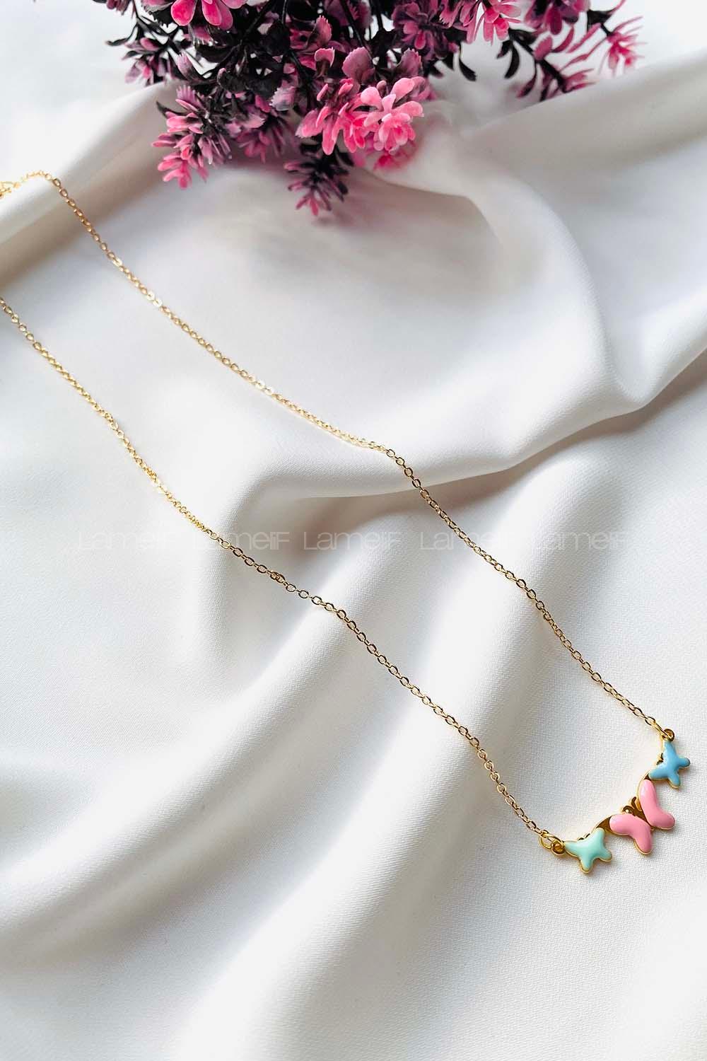 Modalamelif Gold Zincir Renkli Kelebek Detaylı Kolye