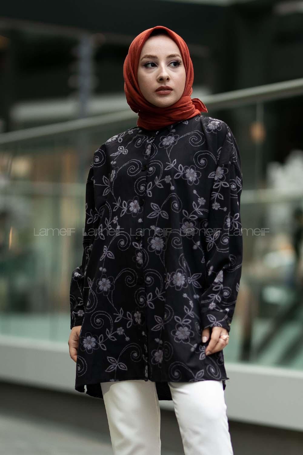 Modalamelif Önü Boydan Düğmeli Çiçek Desenli Yırtmaçlı Tunik Gömlek Siyah