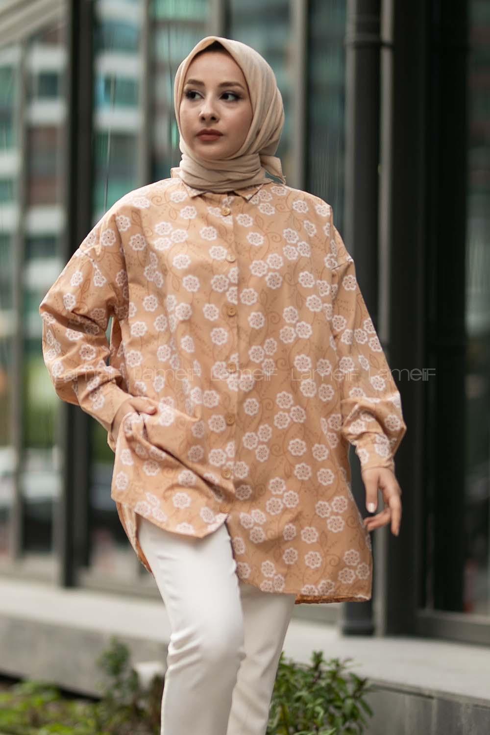 Modalamelif Önü Boydan Düğmeli Çiçek Desenli Yırtmaçlı Tunik Gömlek Sütlükahve