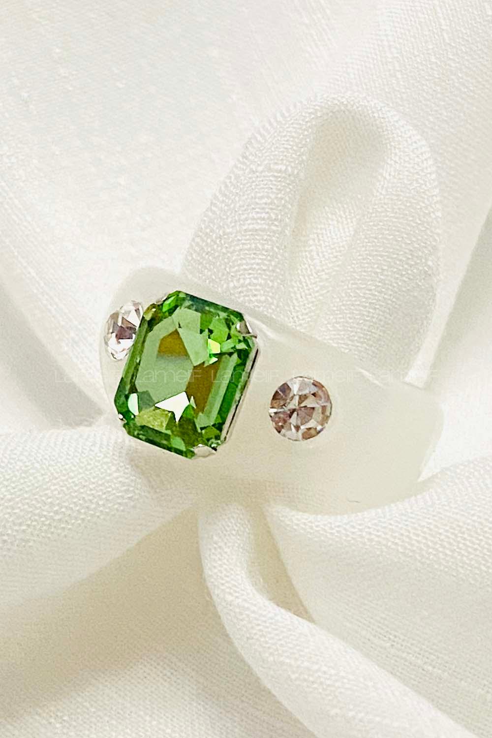 Modalamelif Beyaz Akrilik Yüzük