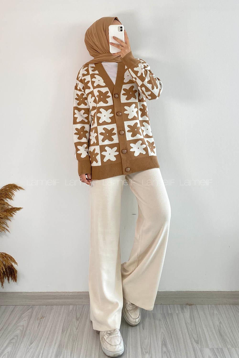 Modalamelif Çiçek Desenli Düğmeli Hırka Camel