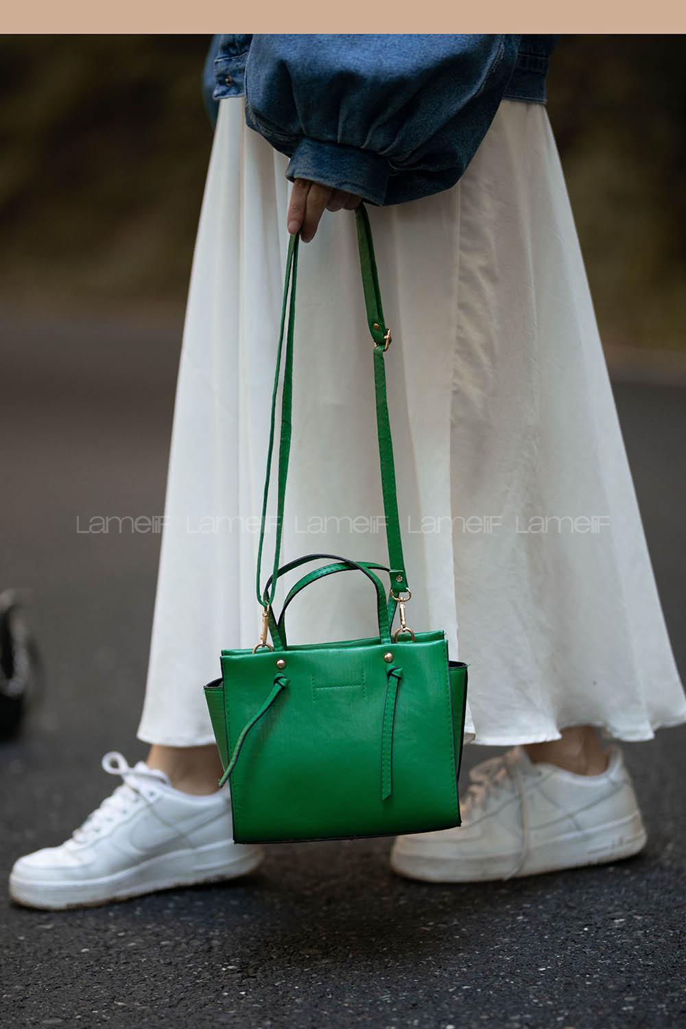 Lamelif Deri Görünümlü Püskül Detay Çanta Yeşil