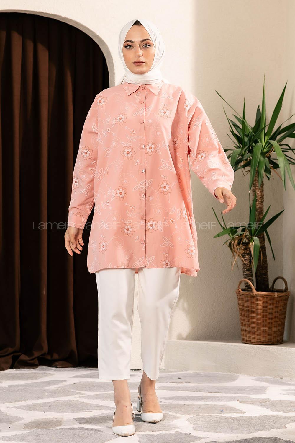 Modalamelif Önü Boydan Düğmeli Çiçek Desenli Yırtmaçlı Tunik Gömlek Pudra