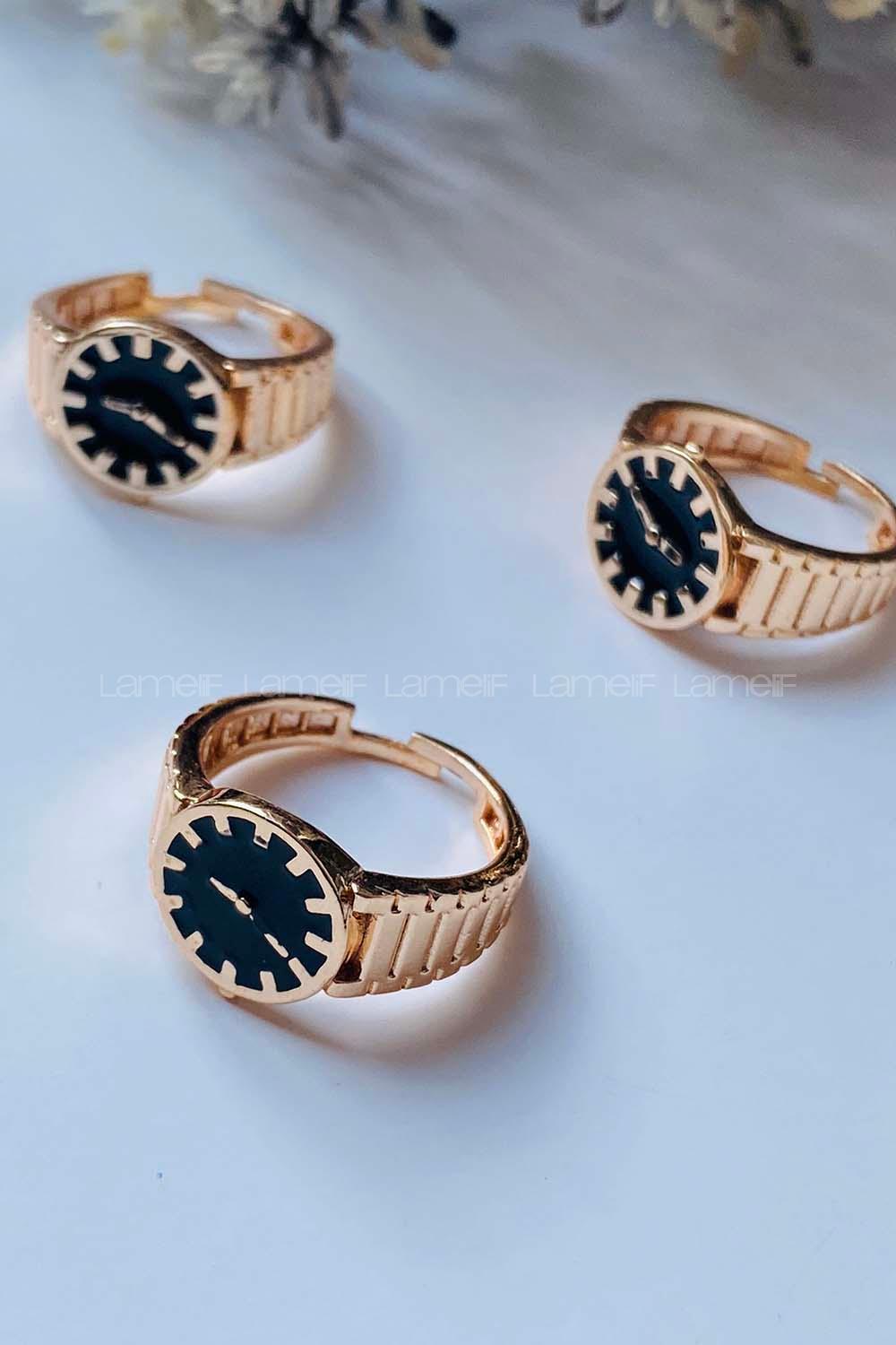 Modalamelif Saat Detaylı Siyah Yüzük