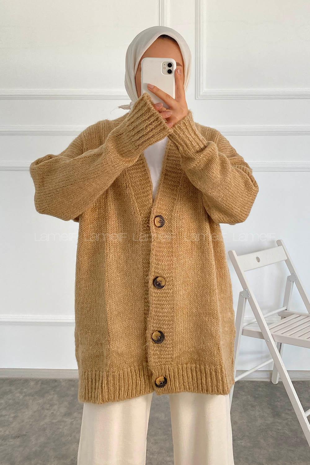 Modalamelif V Yaka Boydan Düğmeli Oversize Triko Hırka Camel