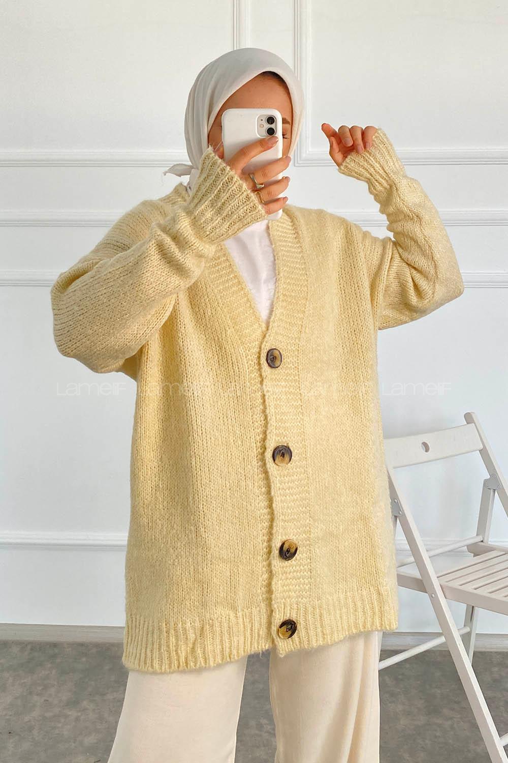 Modalamelif V Yaka Boydan Düğmeli Oversize Triko Hırka Krem