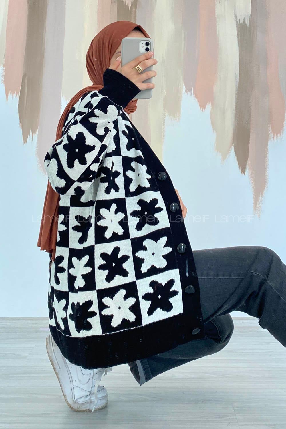 Modalamelif Çiçek Desenli Düğmeli Hırka Siyah