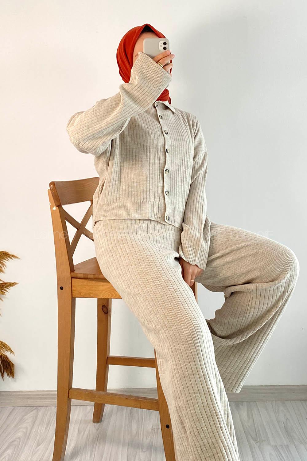 Modalamelif Önü Boydan Düğmeli Fitillli İkili Takım Taş