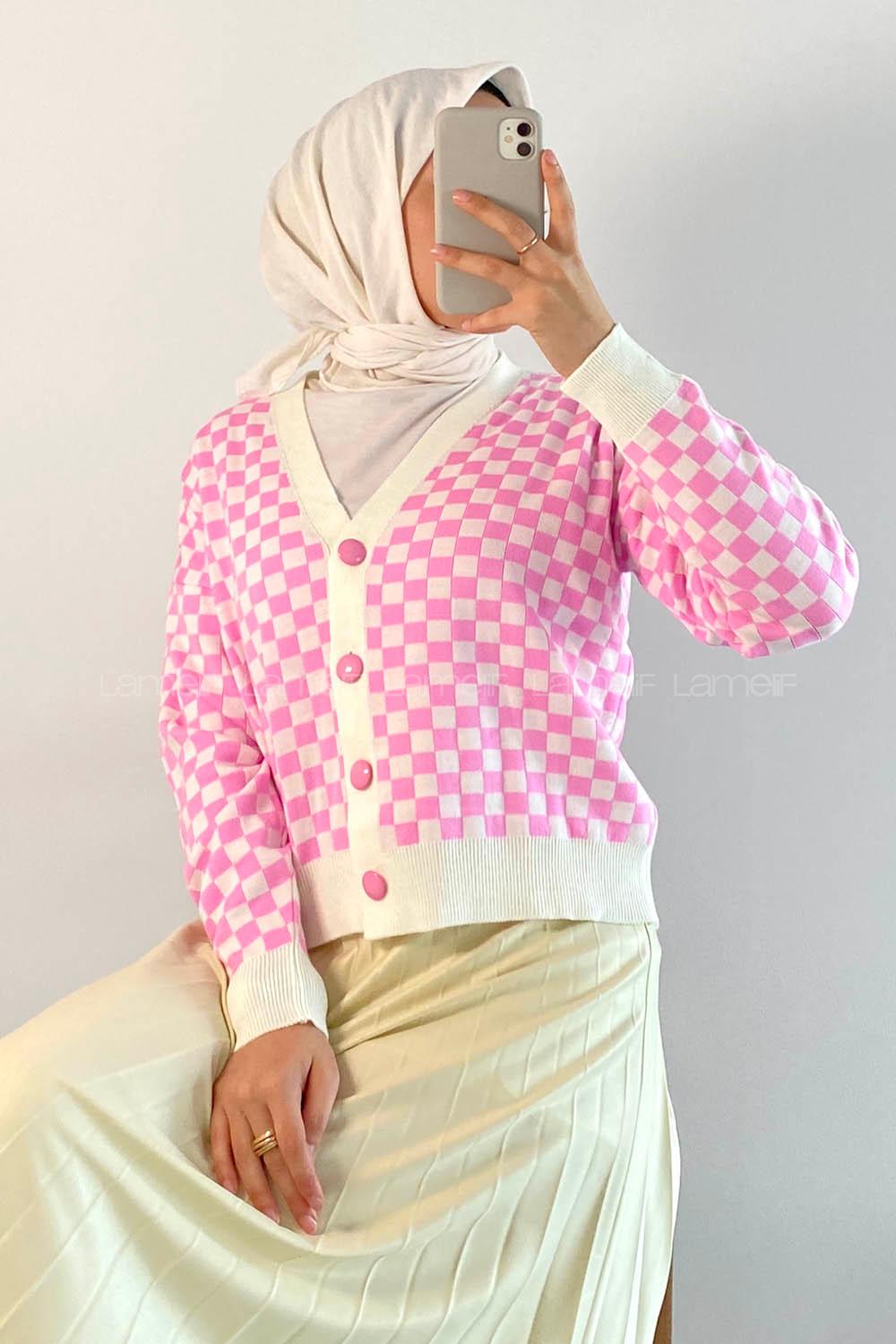 Modalamelif V Yaka Boydan Düğmeli Kare Desen Triko Hırka Pembe