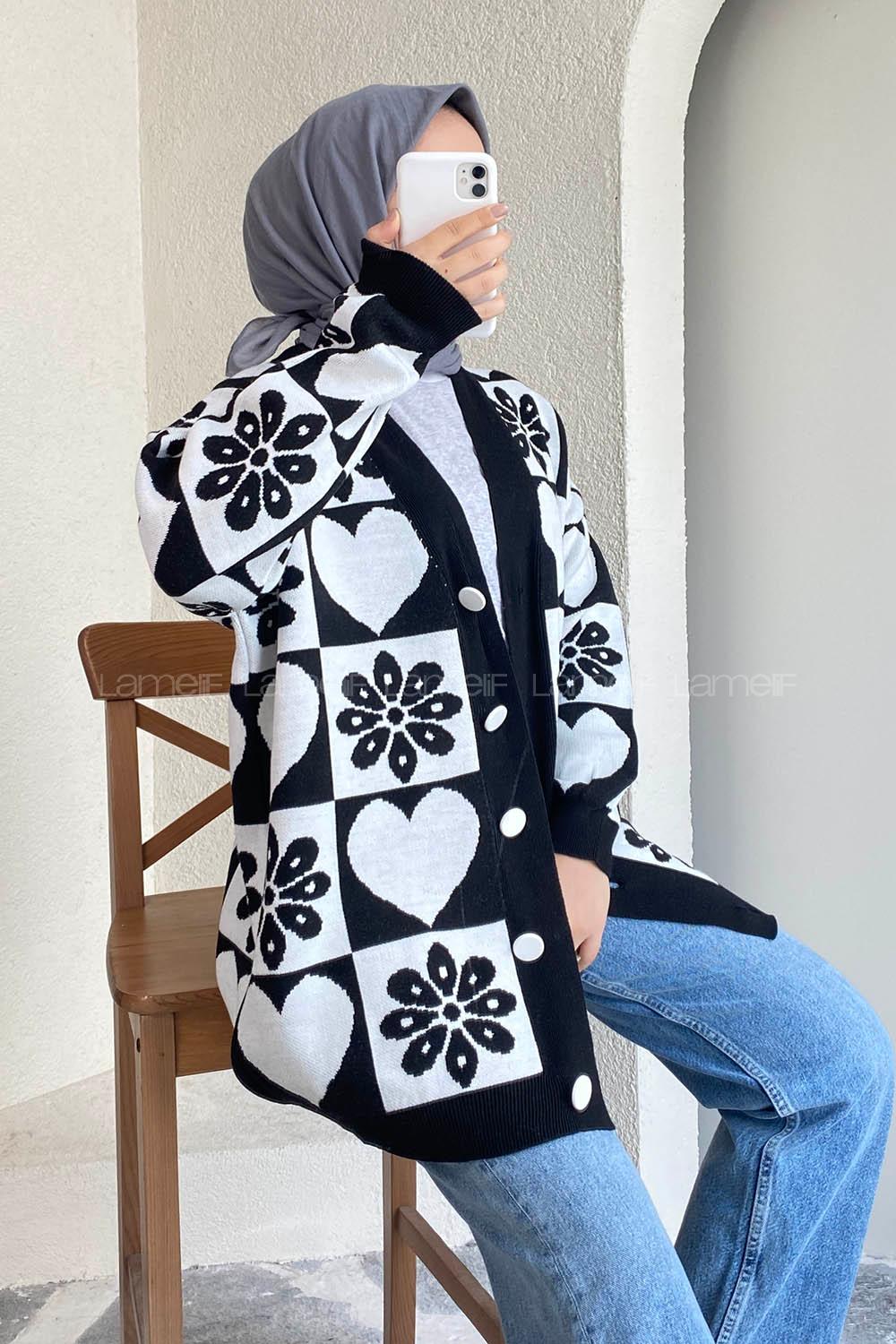 Modalamelif V Yaka Çiçek Desenli Düğme Detaylı Triko Hırka Siyah