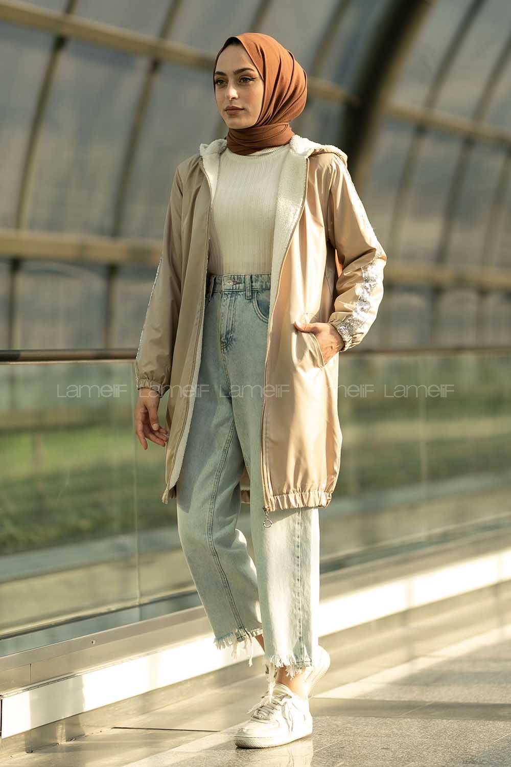 Modalamelif Kapüşonlu İçi Kürklü Kolları Pul Detaylı Mont Kum Beji