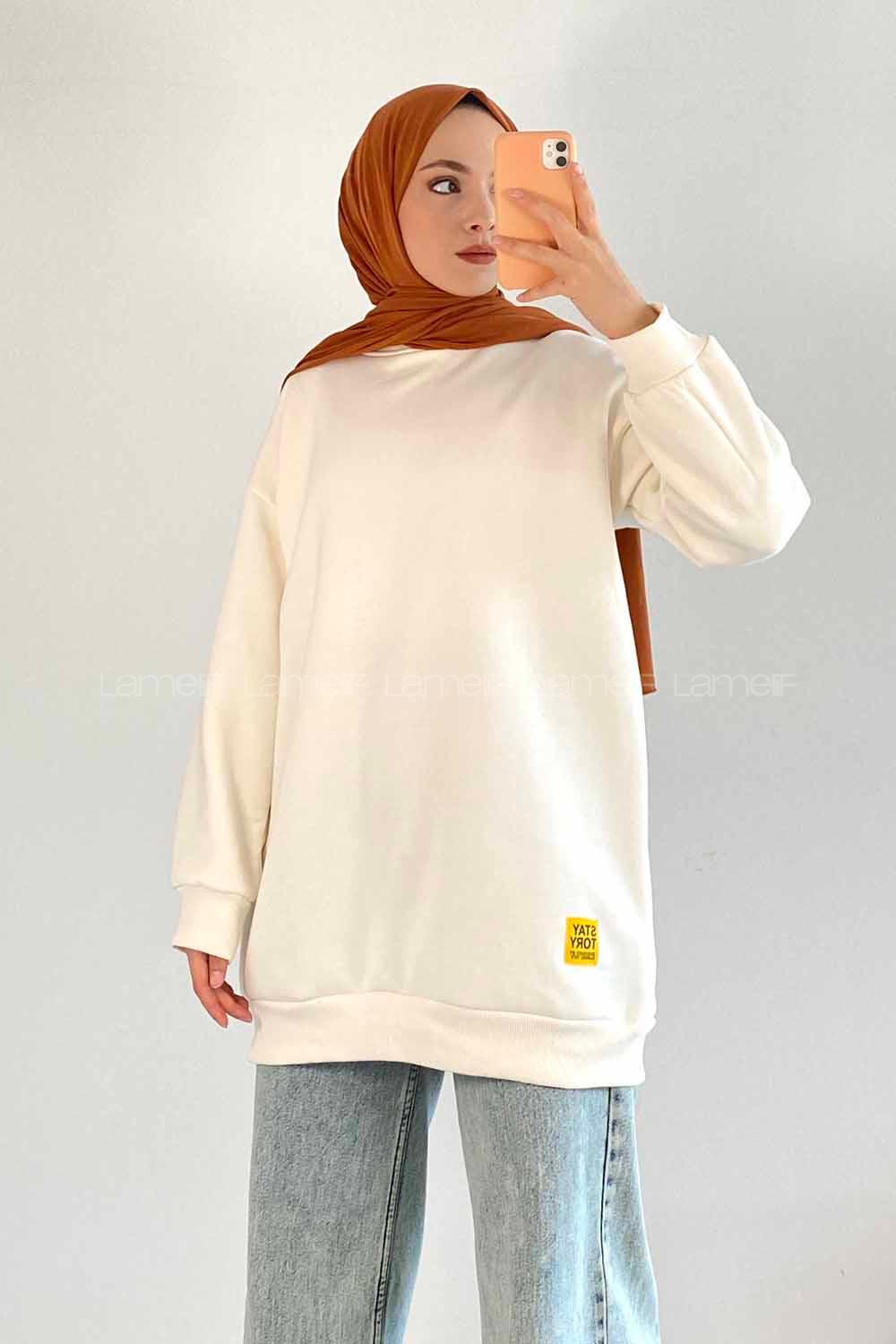 Modalamelif Bisiklet Yaka Salaş Arma Nakışlı Sweatshirt Ekru