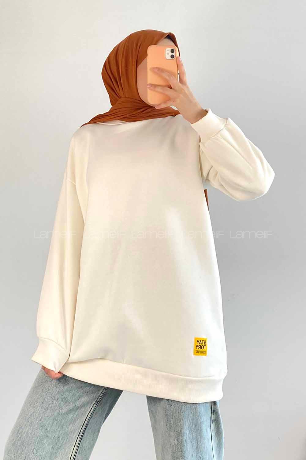 Modalamelif Bisiklet Yaka Salaş Arma Nakışlı Sweatshirt Ekru