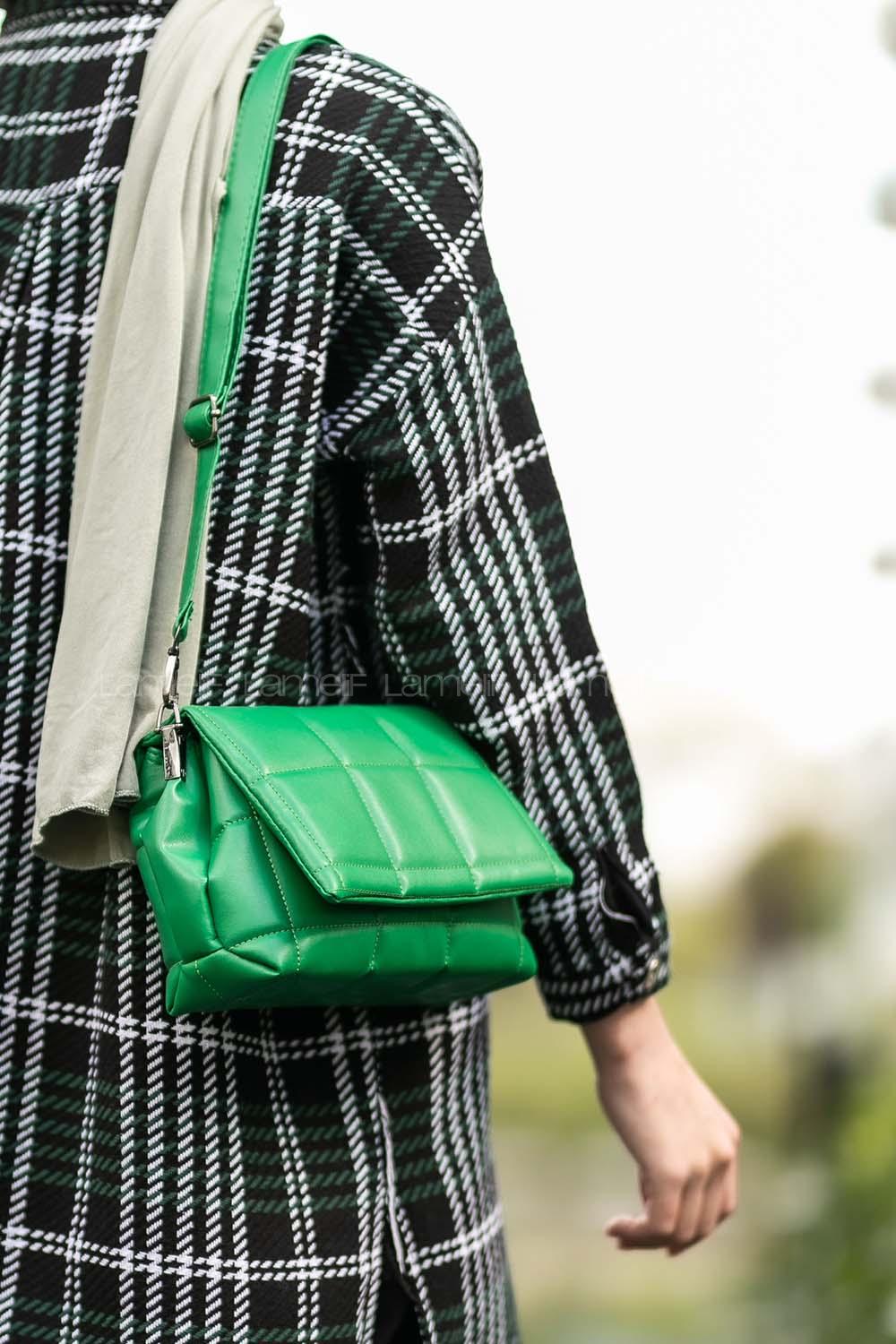 Green Buckle Skin Hand Bag Bag