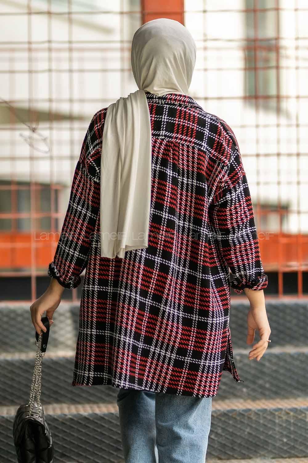 Modalamelif Kare Desenli Boydan Düğme Detaylı Yırtmaçlı Gömlek Kırmızı