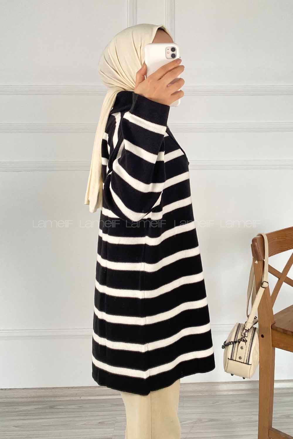 Modalamelif Yarım Fermuar Detaylı Çizgili Kazak Siyah-Beyaz