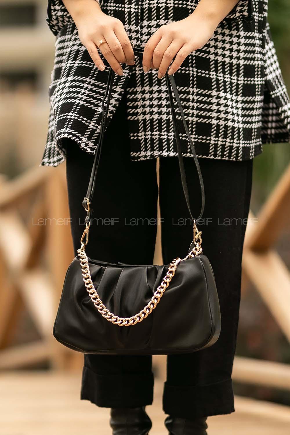 Lamelif Zincir Aksesuarlı Büzgülü Kadın Çanta Siyah