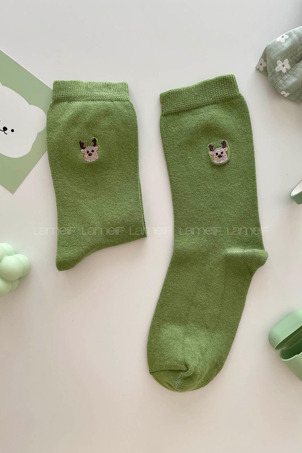 Modalamelif Figürlü Nakış İşlemeli Soket Çorap Yeşil