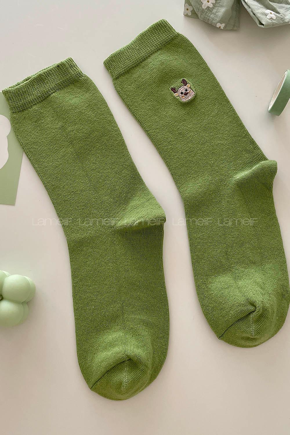 Modalamelif Figürlü Nakış İşlemeli Soket Çorap Yeşil