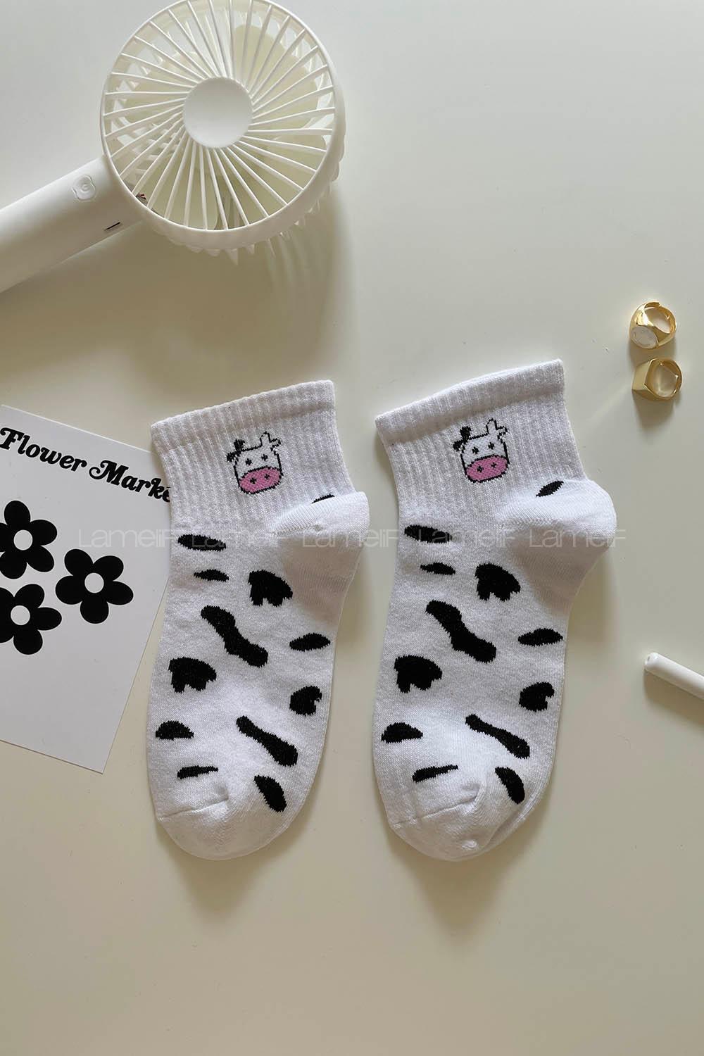 Lamelif İnek Desenli Tenis Çorap