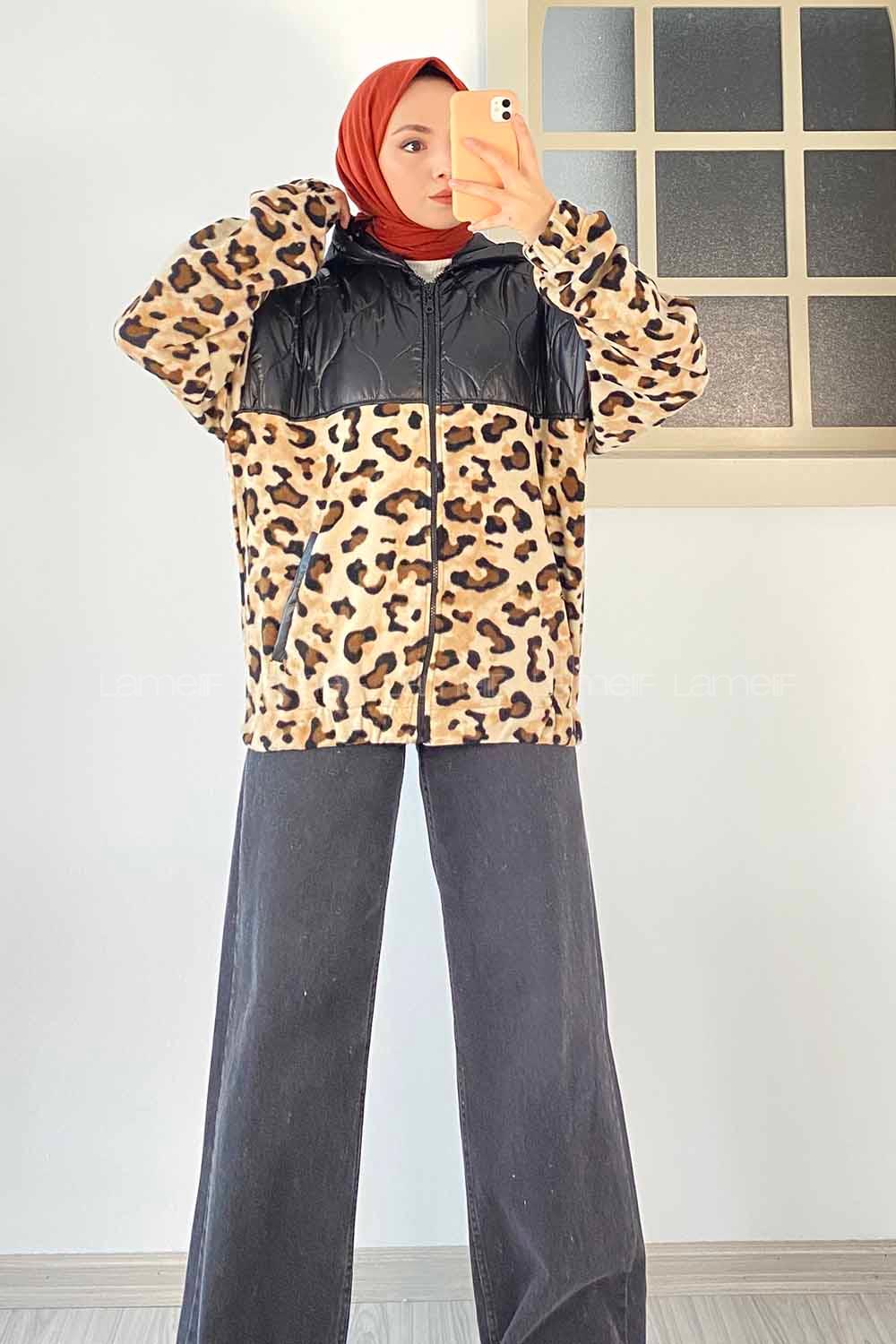 Modalamelif Kapşonlu Leopar Desenli Çift Cepli Mont Leopar