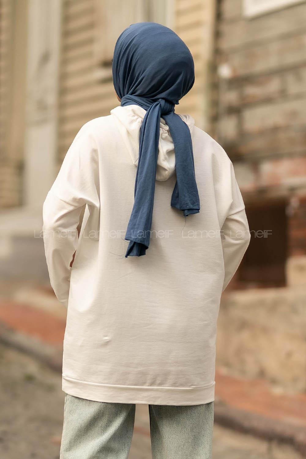 Modalamelif Kapüşon Detaylı Kanguru Cepli Arma Nakışlı Sweat Beyaz